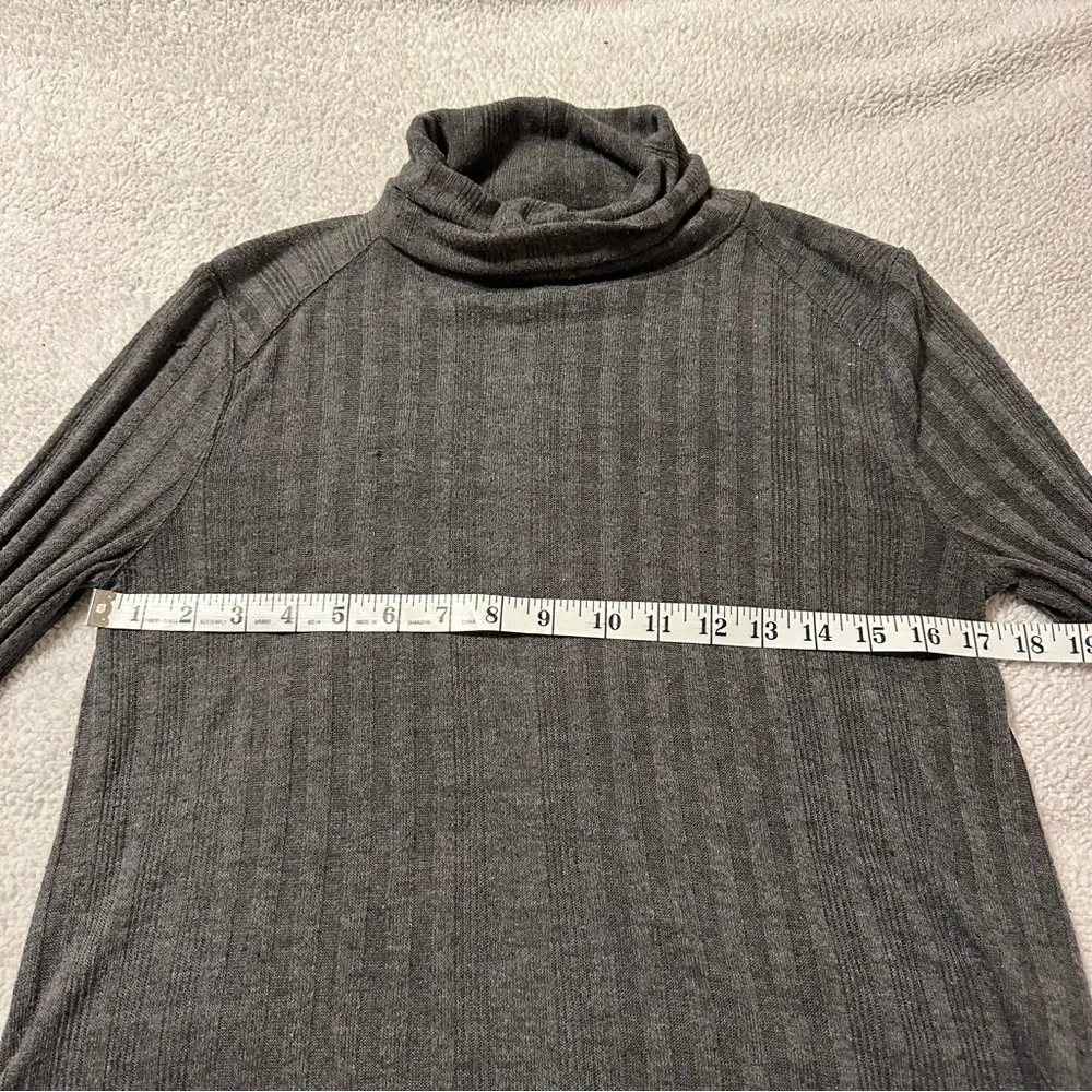 Free People Heathered Gray Ribbed Tunic Top Turtleneck Side Slits Knit Sweater